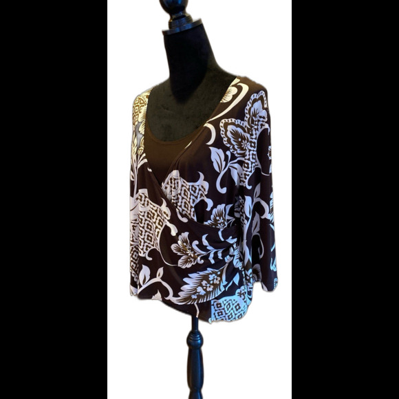 AGB Blouse Size XL Faux Wrap Style Top Brown White Design + Stretch 3/4 Sleeves - Picture 3 of 10